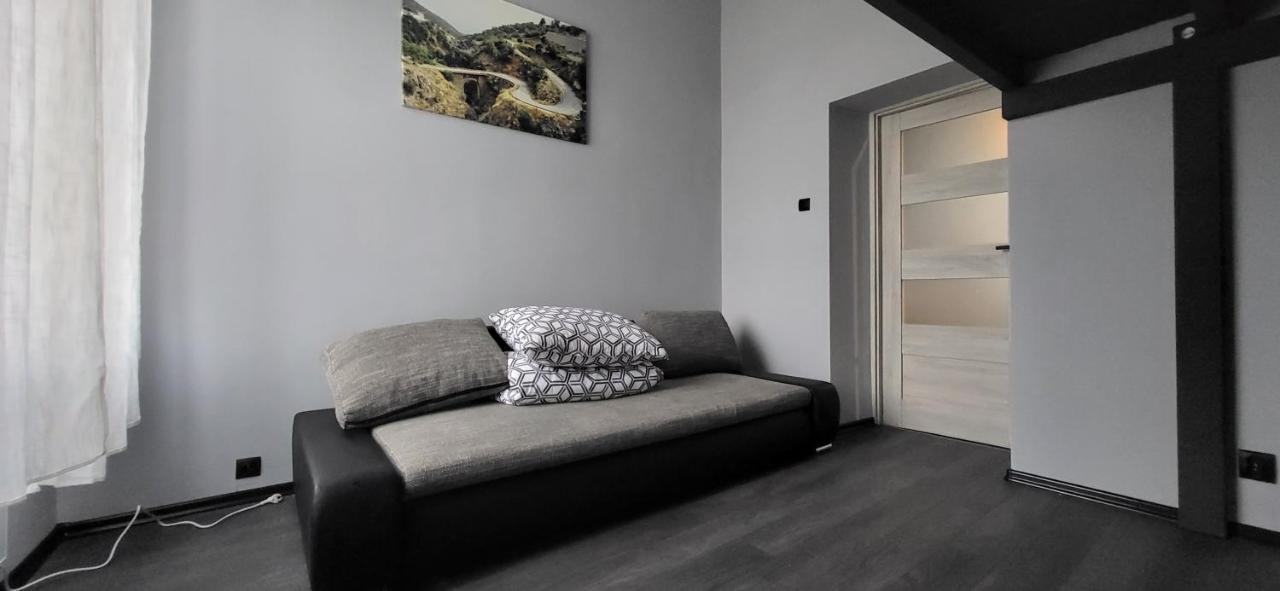 Apartament Pod Wieza Apartment พิยอตตูร์กุฟ เทรบูนัลสกี ภายนอก รูปภาพ